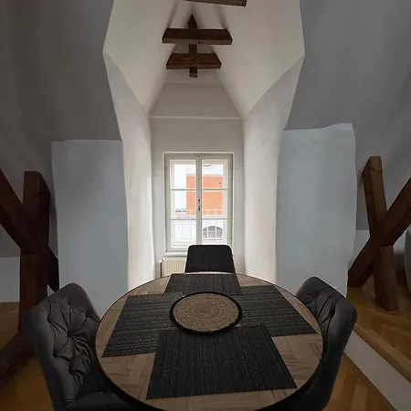 Danube Homes 6 Apartmán *